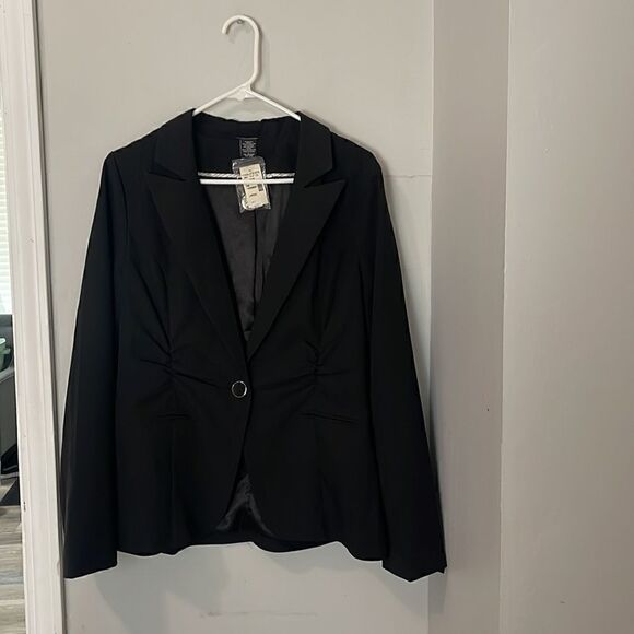 MAURICES BLAZER NEW WITH TAGS SIZE MEDIUM - Picture 11 of 12